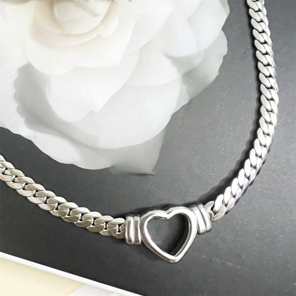 SILVER Plated snake Chain Heart Necklace Stainless Steel Womens